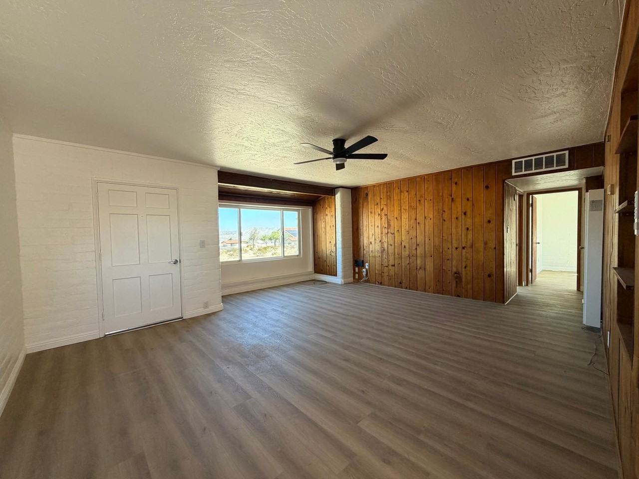 261 Armory Rd - Photo 5 of 38