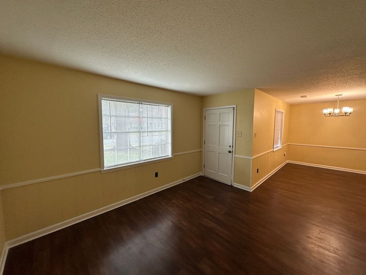 1662 Vera Cruz St - Photo 5 of 21