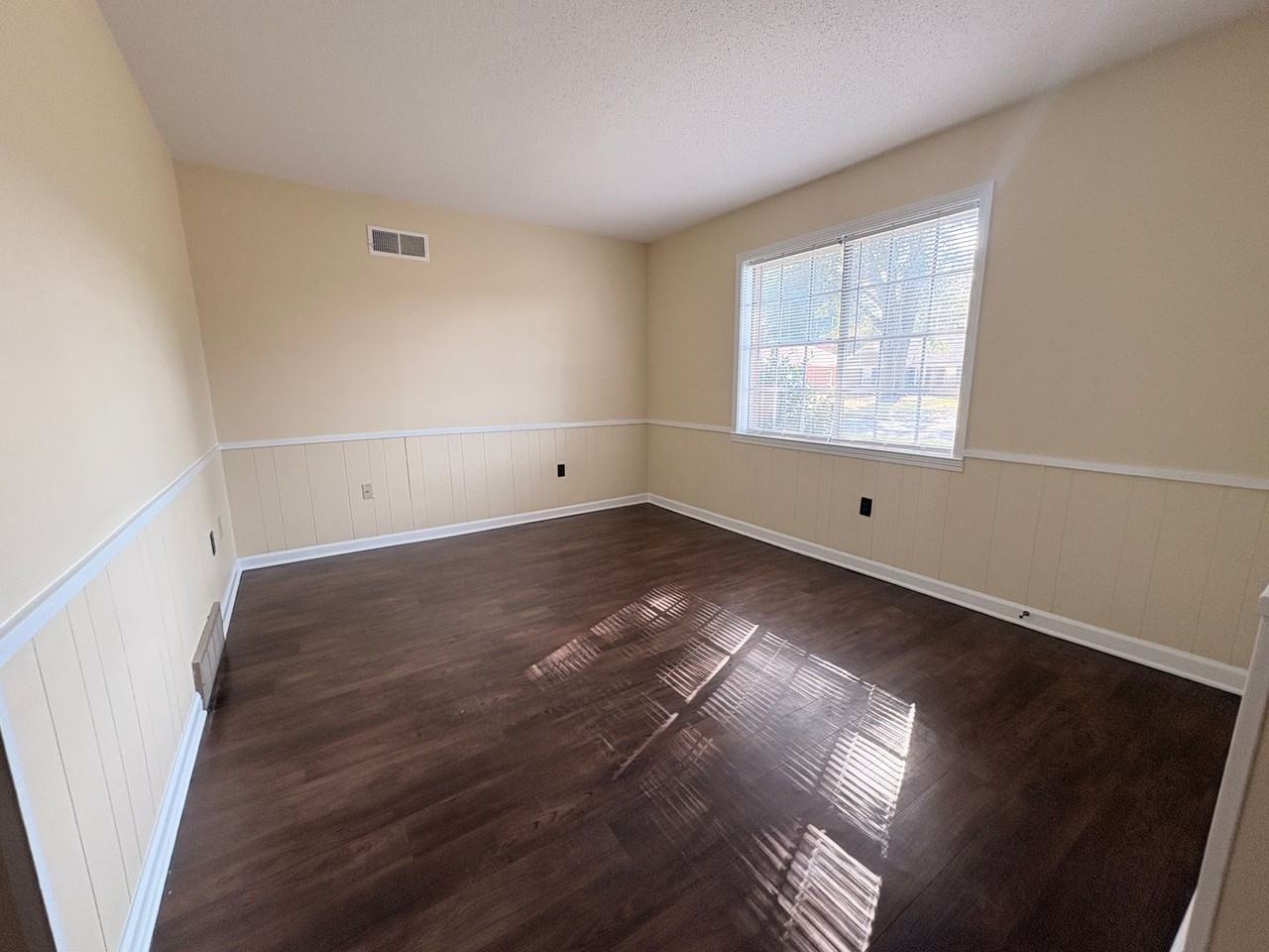 1662 Vera Cruz St - Photo 6 of 21