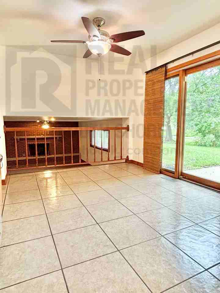 4217 Glen Oaks Dr - Photo 5 of 12