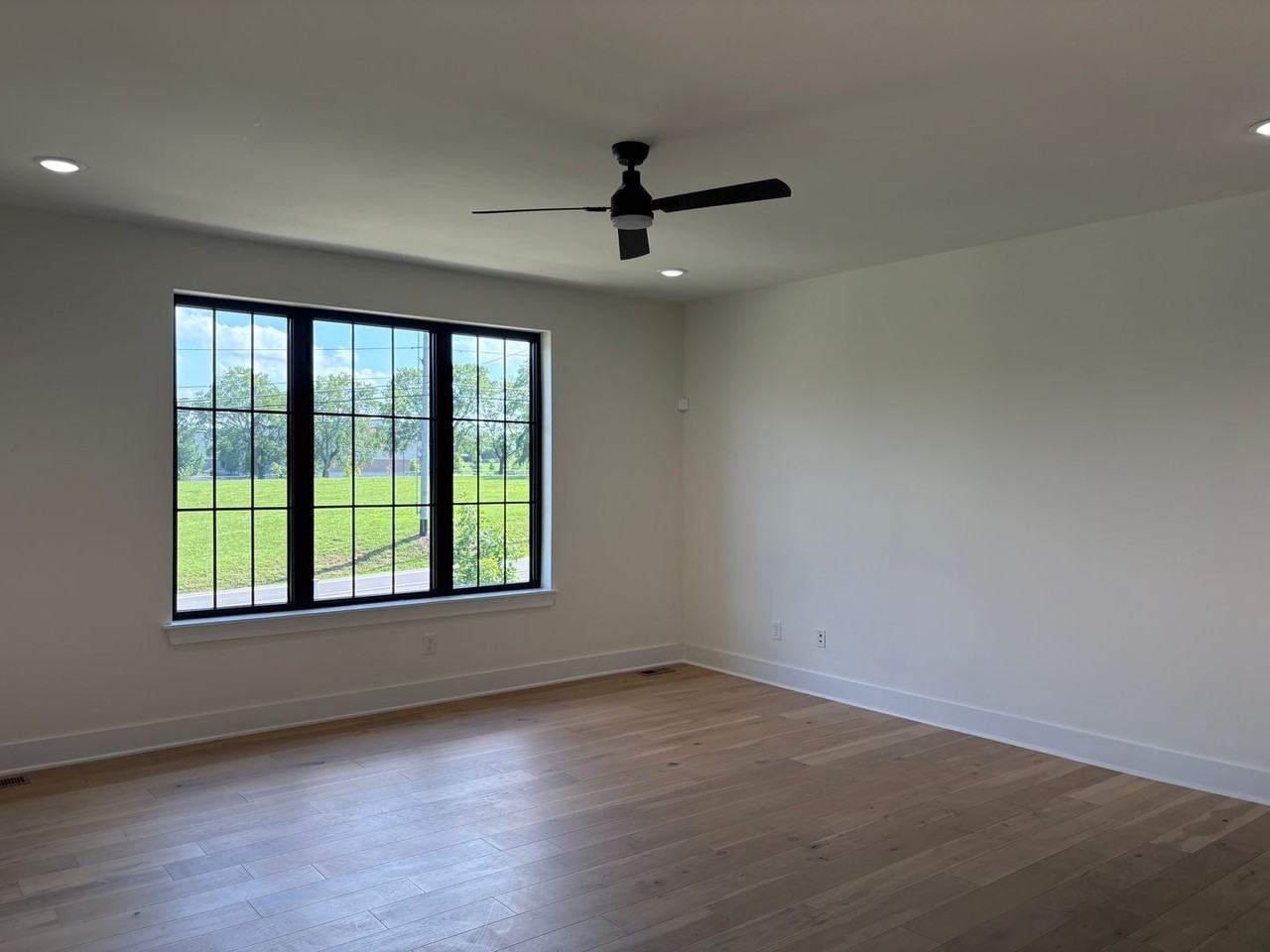 340 Sophia Rain Dr - Photo 5 of 26