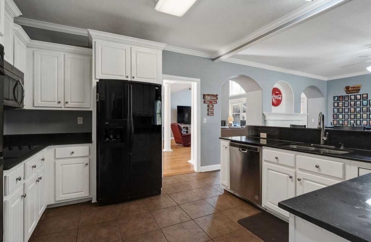10138 Gillespie Oak Dr - Photo 5 of 16