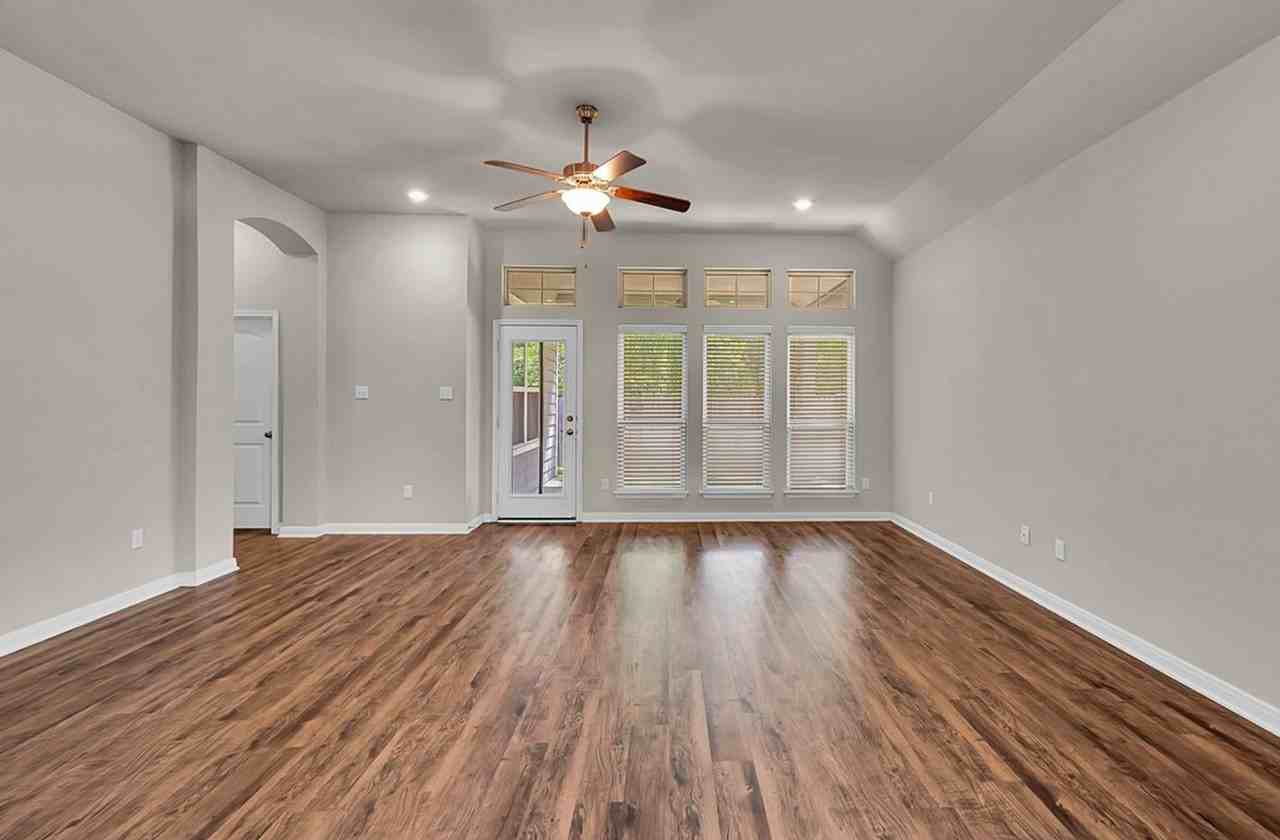 1120 Merganser Way - Photo 7 of 34