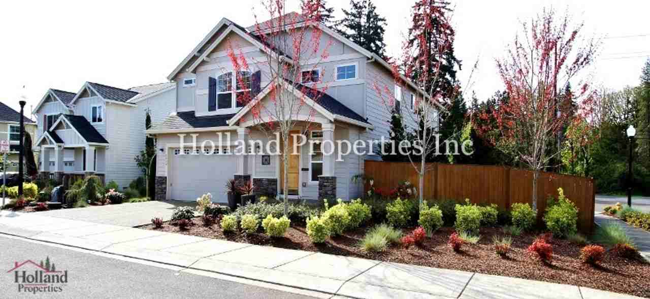 5502 Ne Lagos Ct - Photo 2 of 37