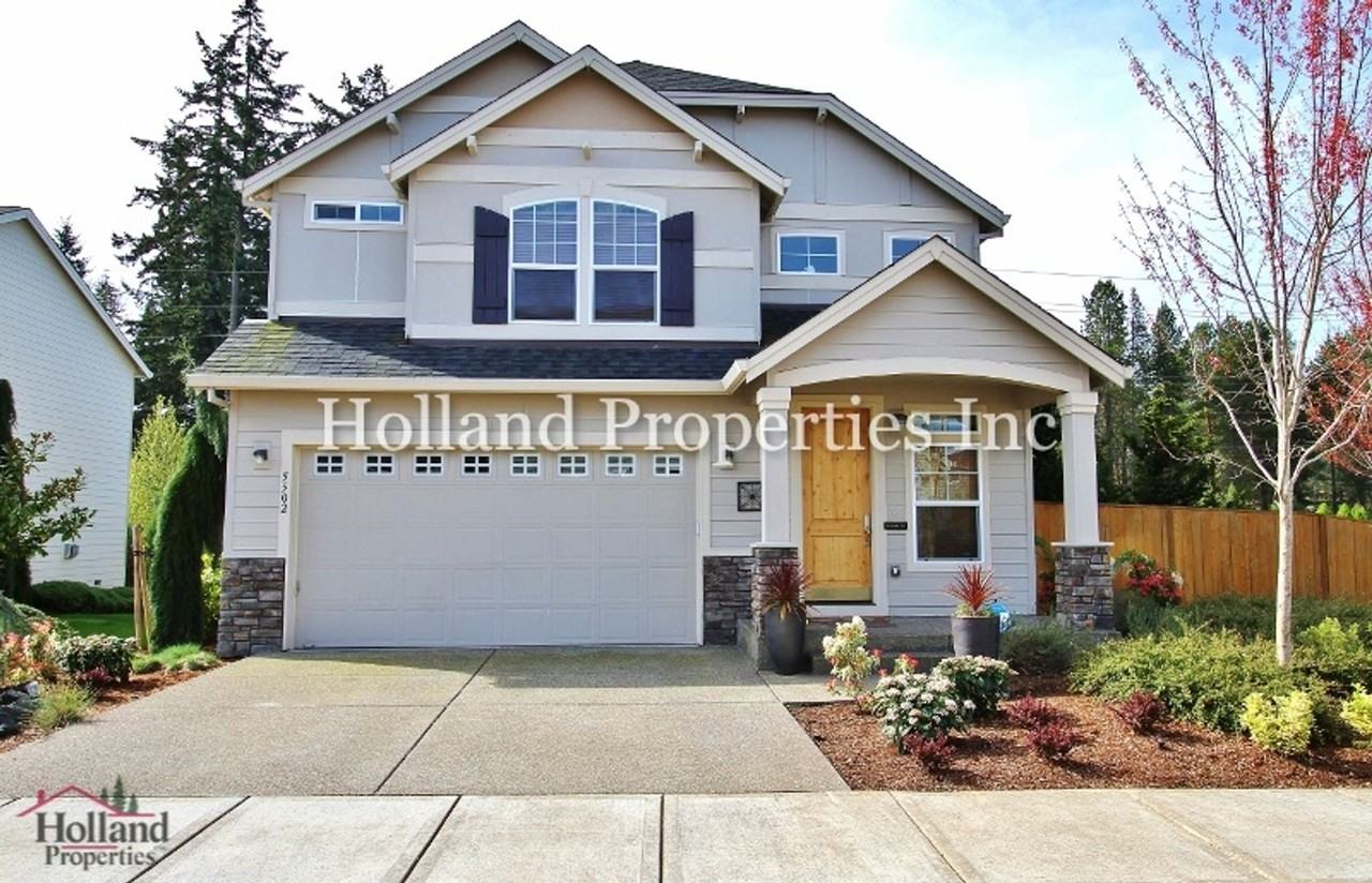 5502 Ne Lagos Ct - Photo 3 of 37
