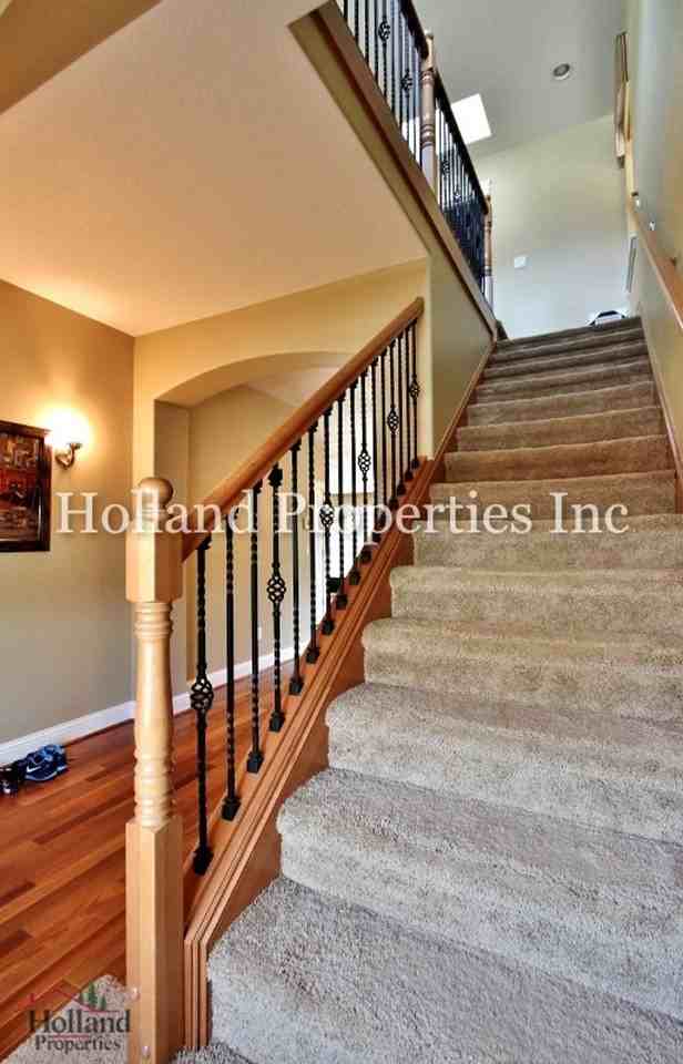 5502 Ne Lagos Ct - Photo 4 of 37