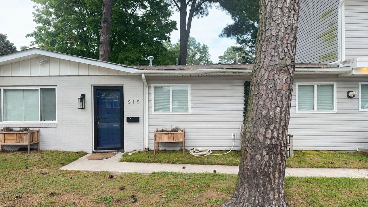 212 Waverly Dr