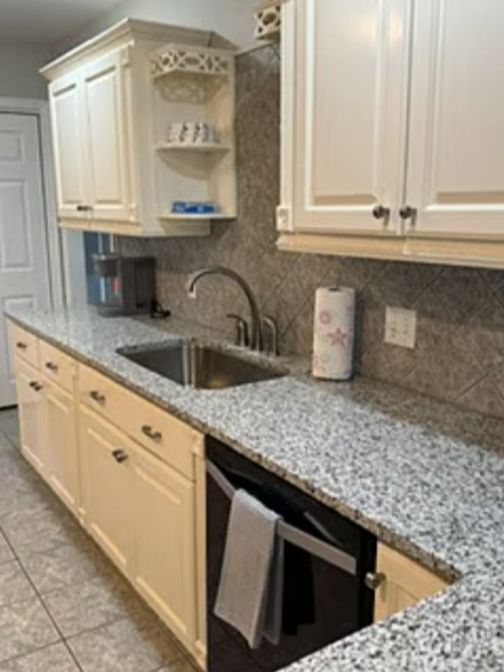 4455 Summit Cir - Photo 6 of 21