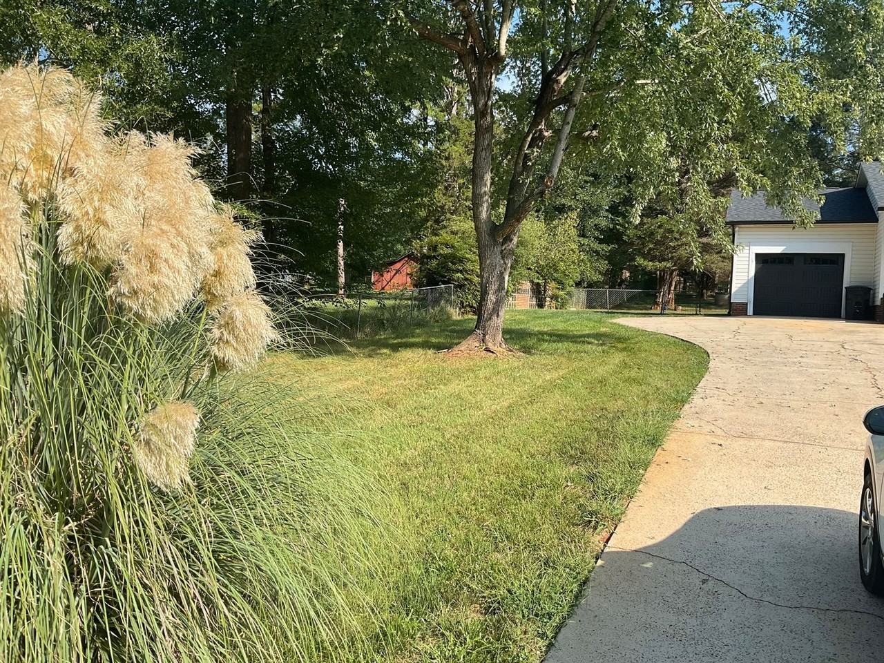 1190 Park Cir - Photo 2 of 45