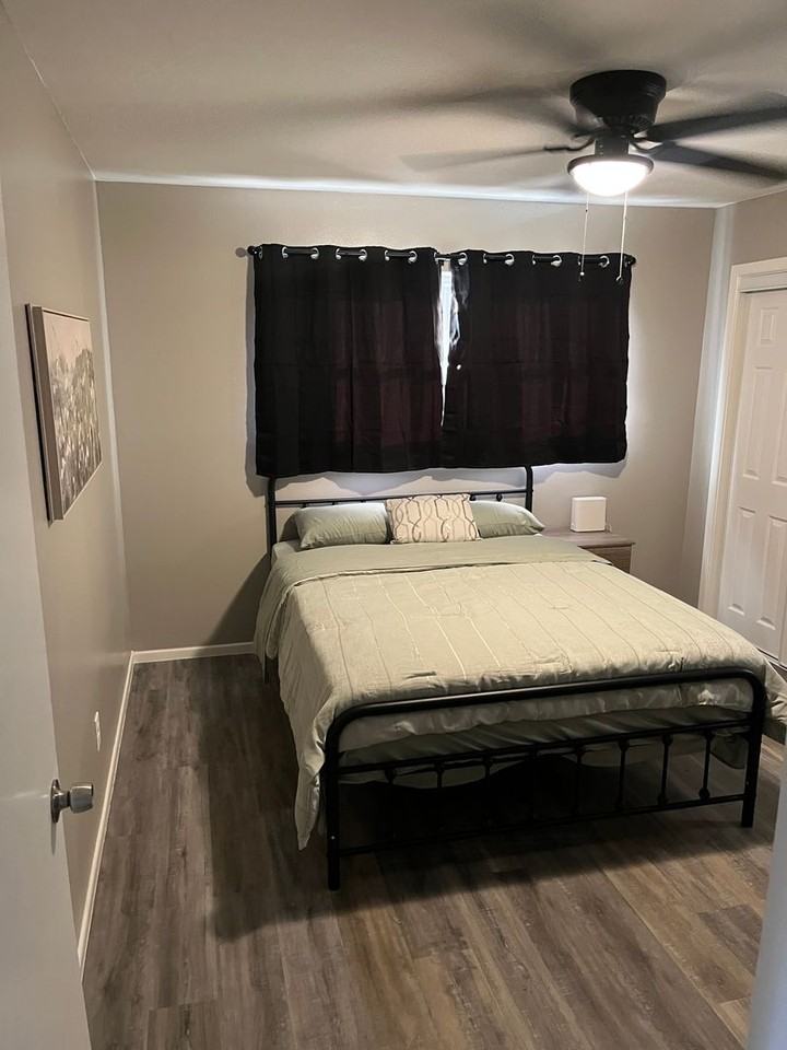 3406 Royal Rd - Photo 6 of 17