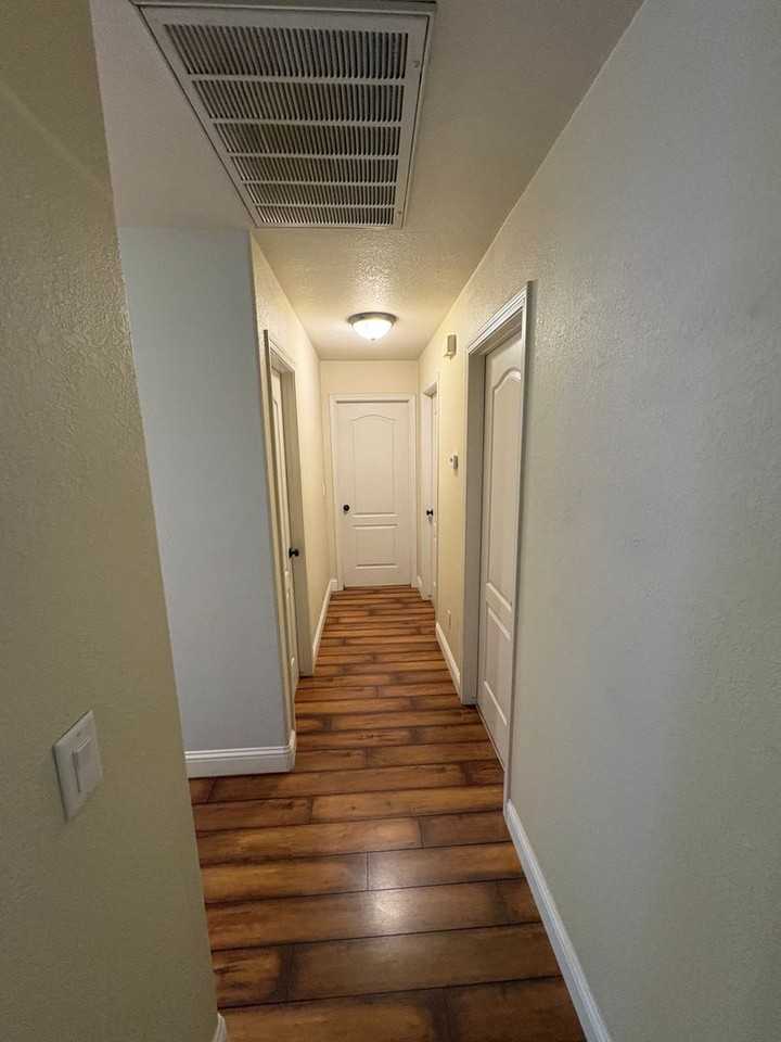 3524 S Lincoln Ct - Photo 3 of 42