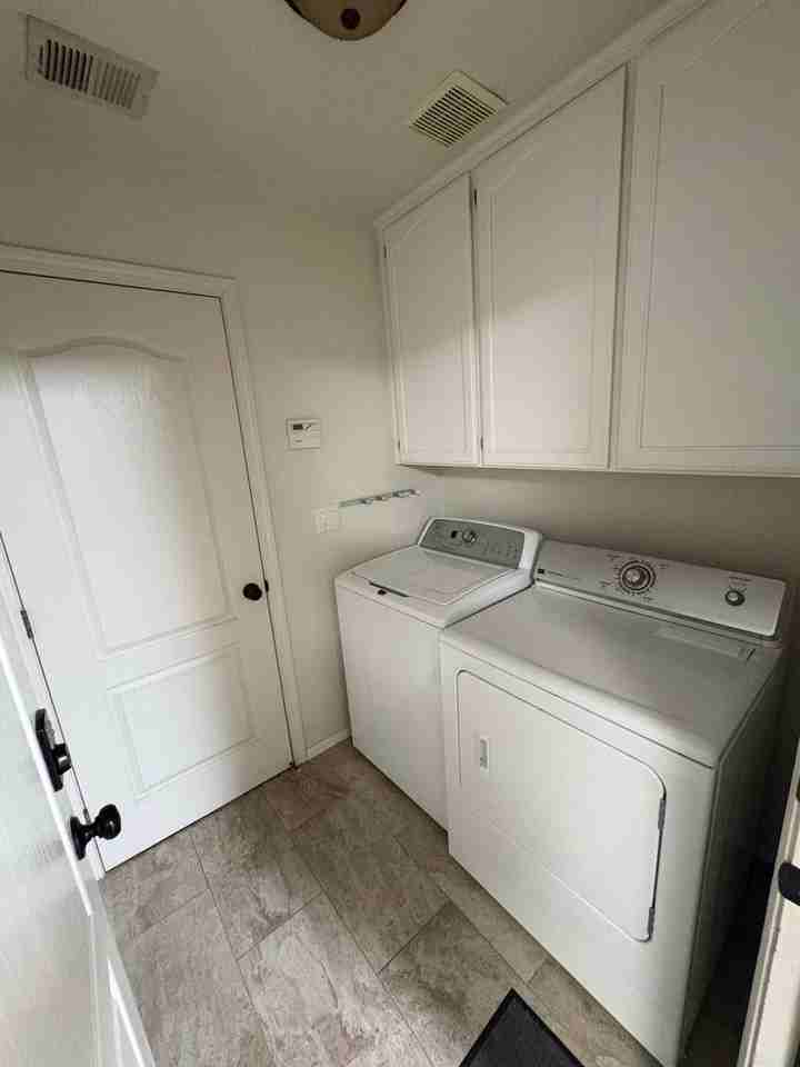3524 S Lincoln Ct - Photo 6 of 42