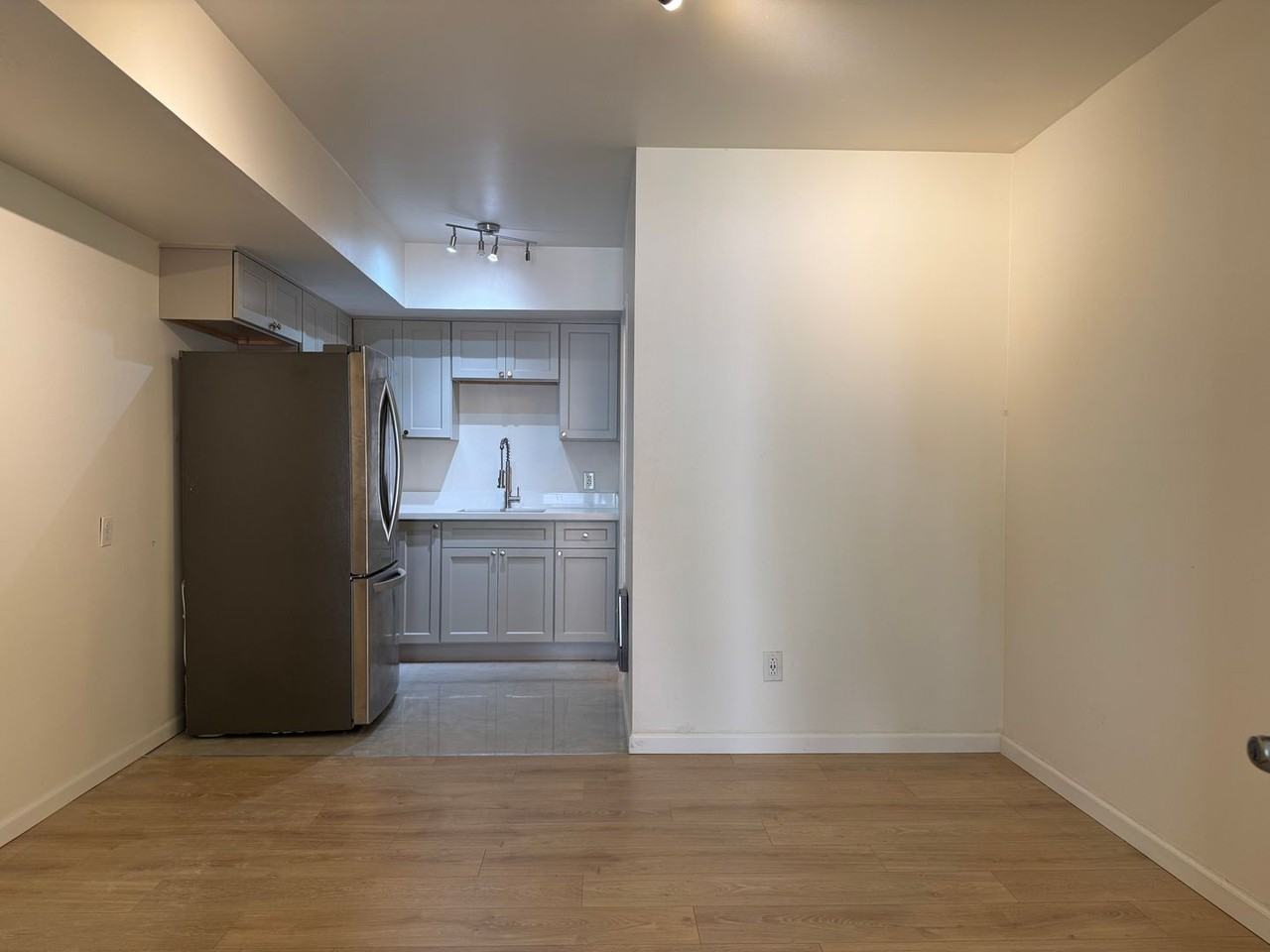 3209 204th St Sw - Photo 5 of 9