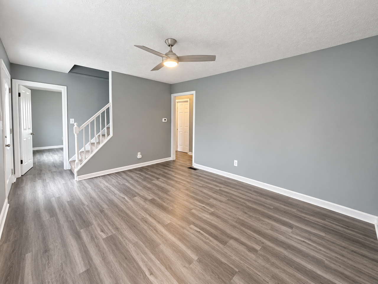 1078 E 19th Ave - Photo 2 of 10
