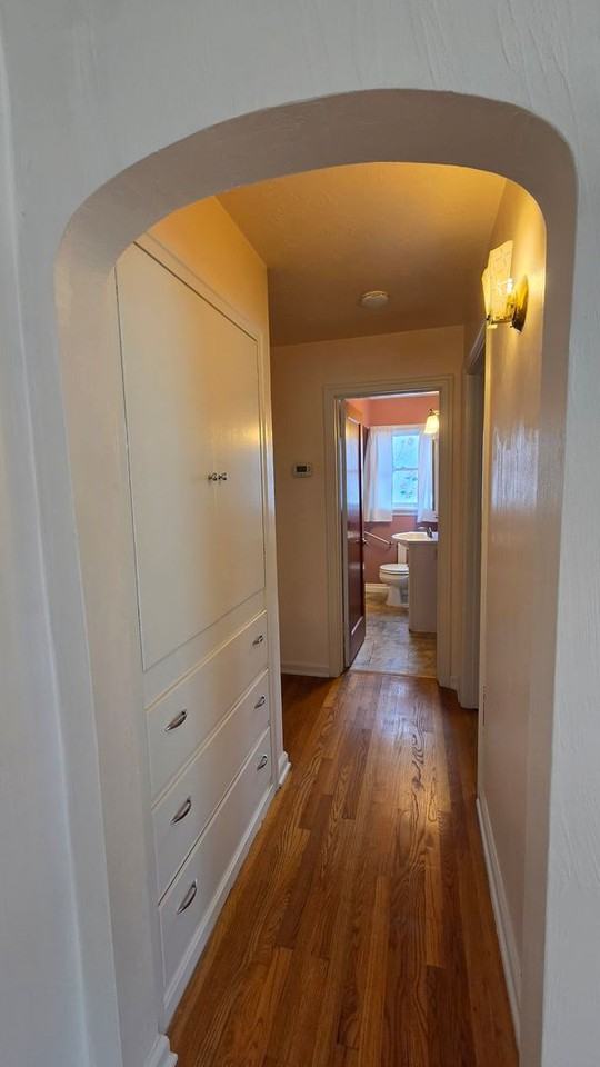 511 Livingston Ave - Photo 4 of 31