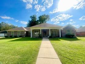 311 Longleaf Dr - Photo 1 of 1