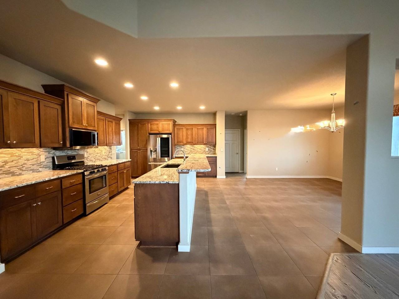 3909 W 48th Ave - Photo 7 of 23