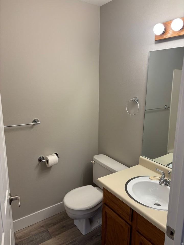 1790 E Keysview Ct #32 - Photo 4 of 19