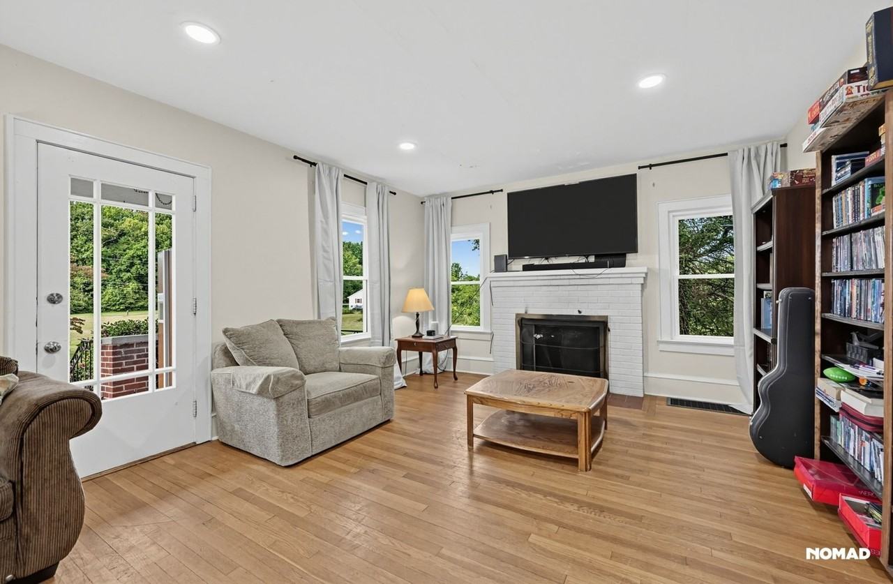 12 Church Landing Rd - Photo 6 of 19