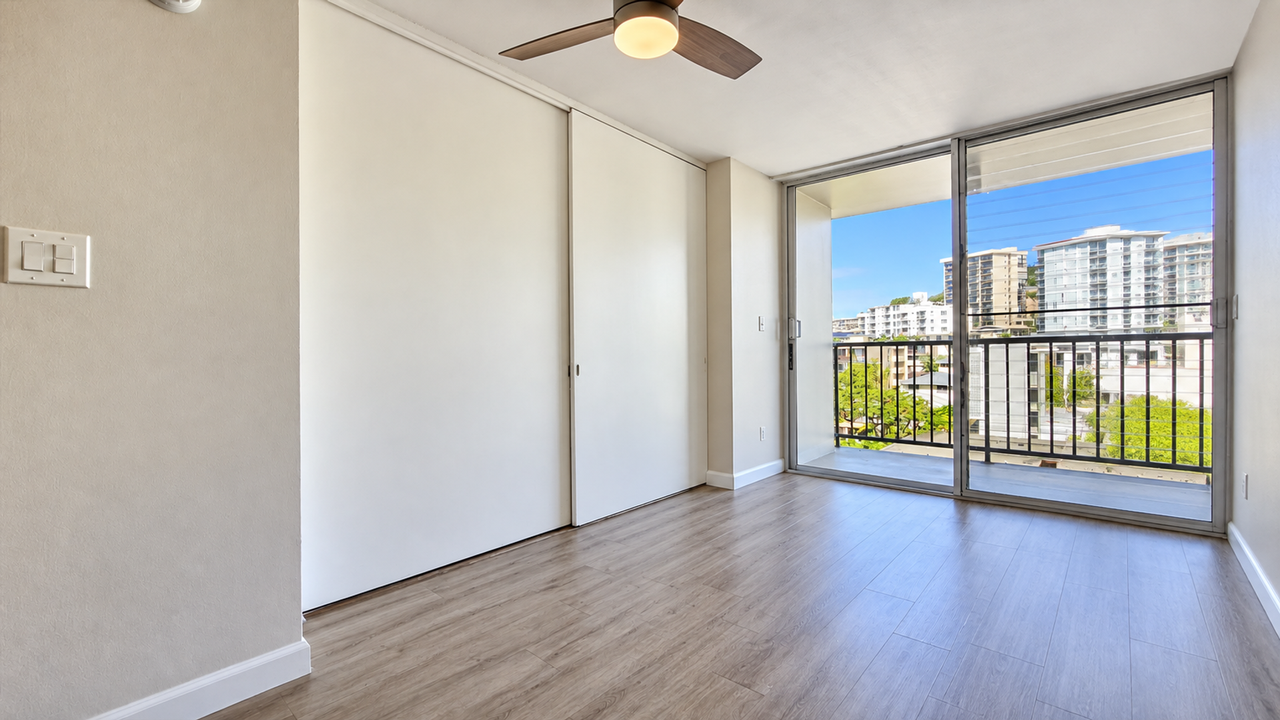 1535 Pensacola St #605 - Photo 3 of 15