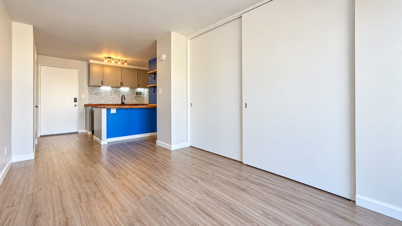 1535 Pensacola St #605 - Photo 4 of 15