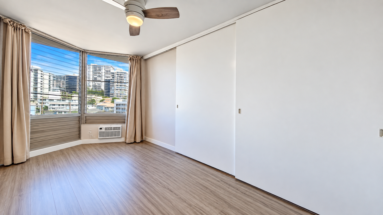 1535 Pensacola St #605 - Photo 6 of 15