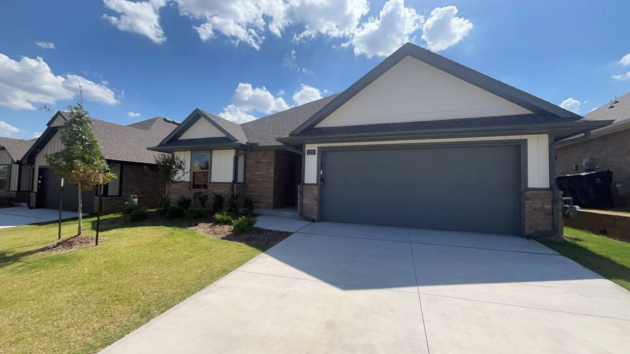 2220 Nw 170th St - Photo 2 of 20