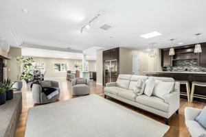 featured image of 11832 N Oakhurst Way