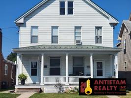 featured image of 447 E Catherine St