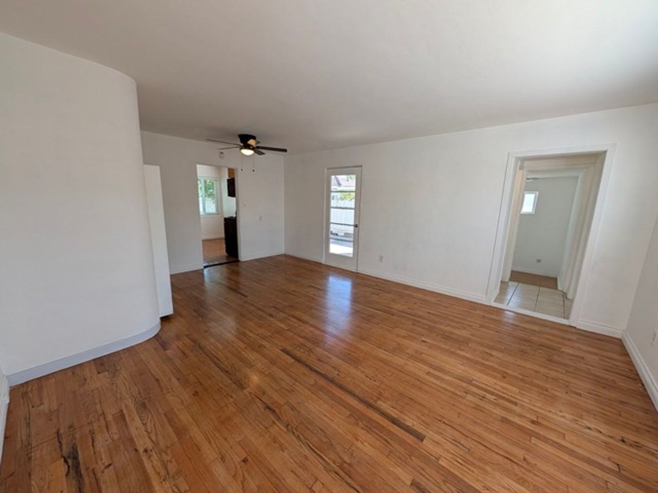 1770 Roosevelt Ave - Photo 6 of 23