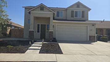 featured image of 1443 Greenbrier Dr