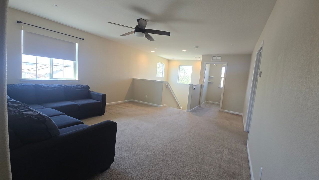 1443 Greenbrier Dr - Photo 6 of 21
