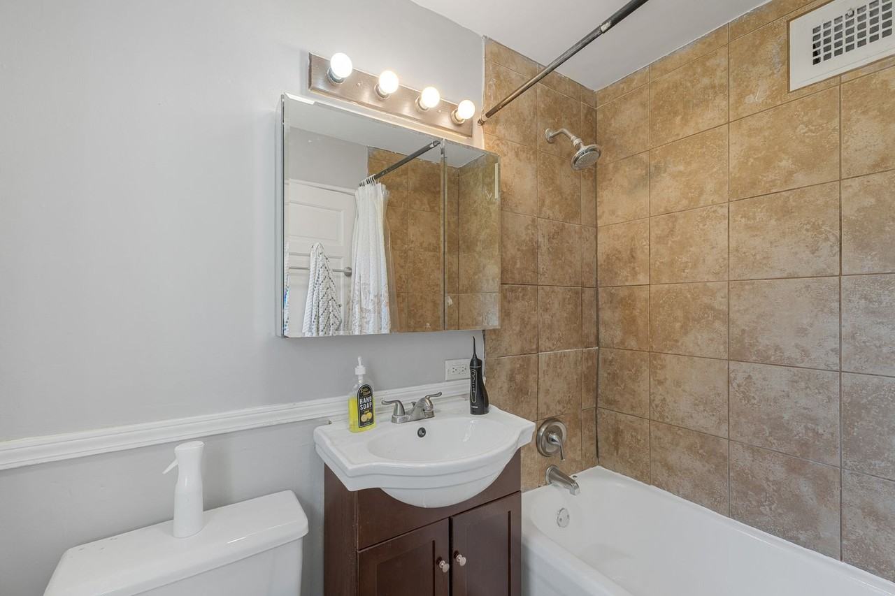5594 Butternut Ct - Photo 6 of 14