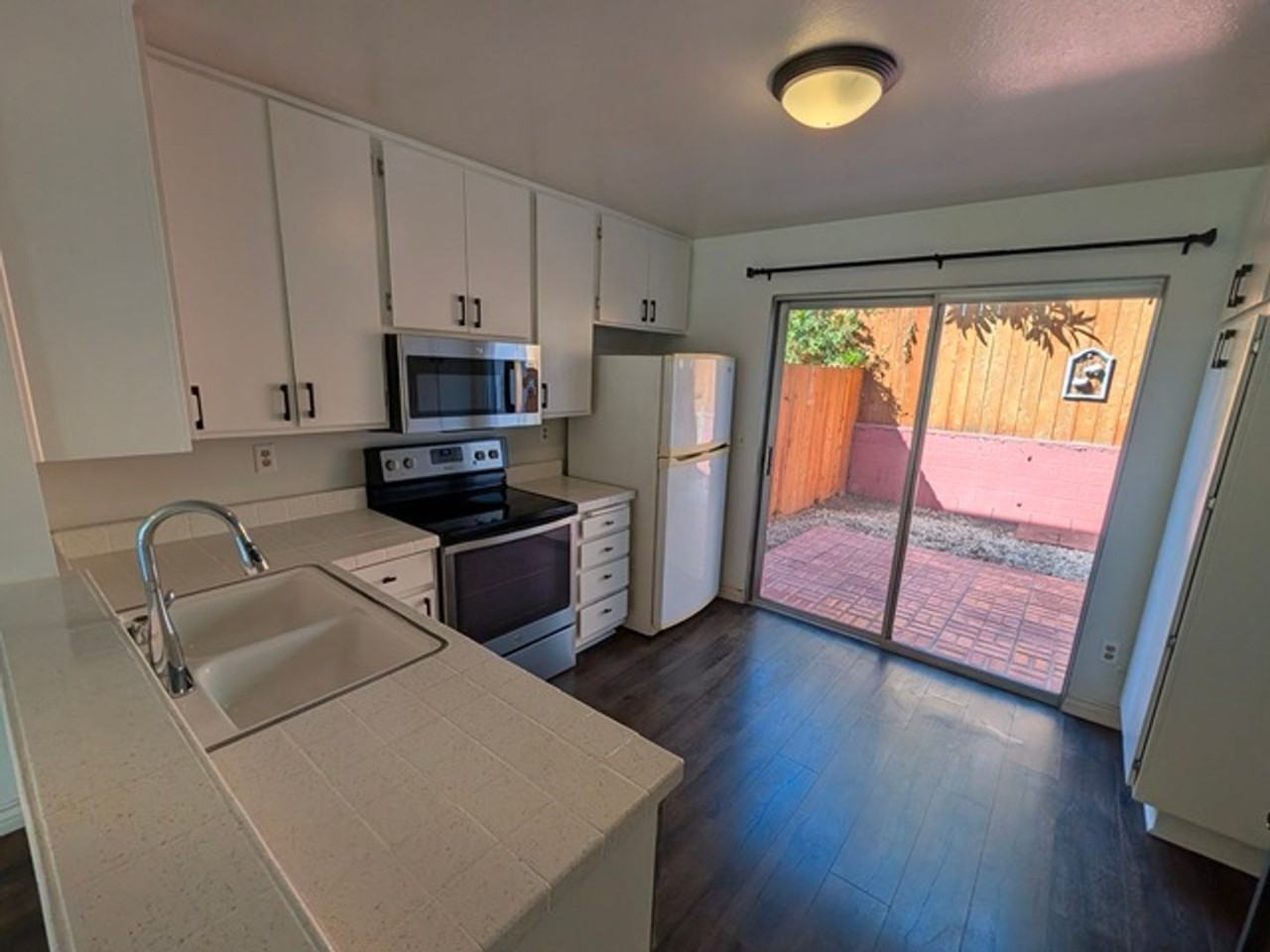 8265 Echo Dell Rd - Photo 6 of 27