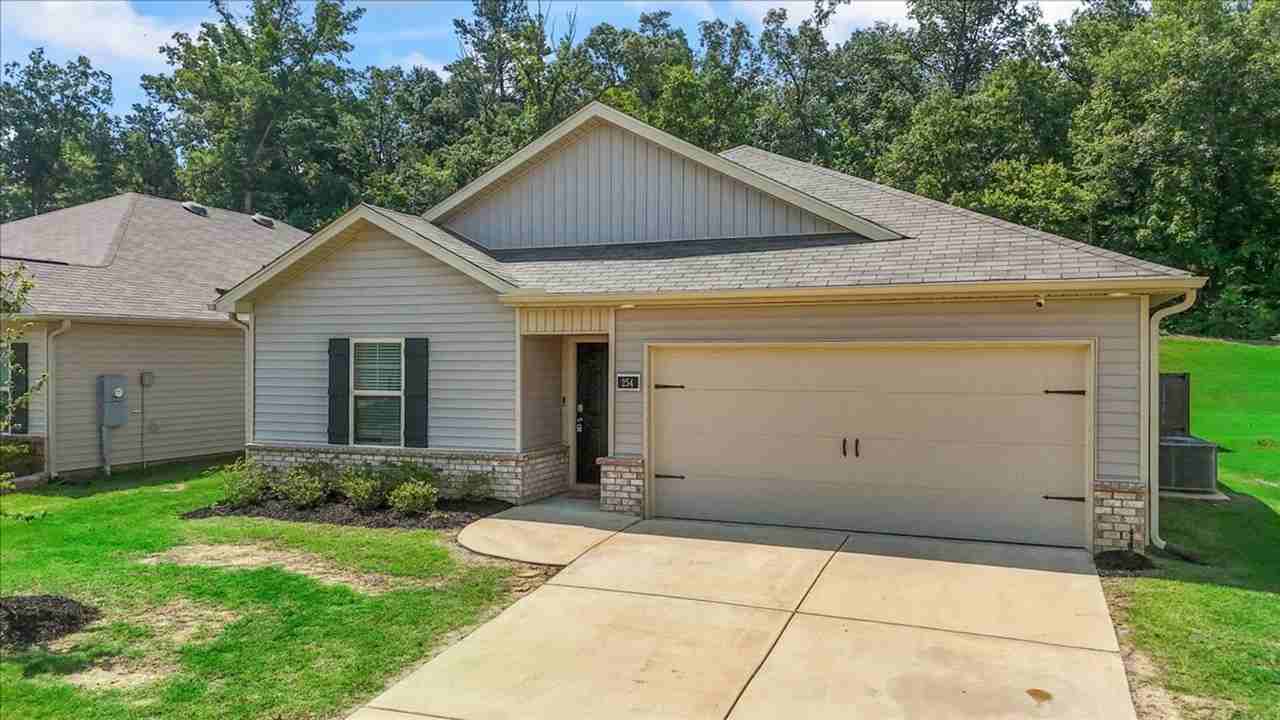 254 Ashland Dr Sw - Photo 2 of 42