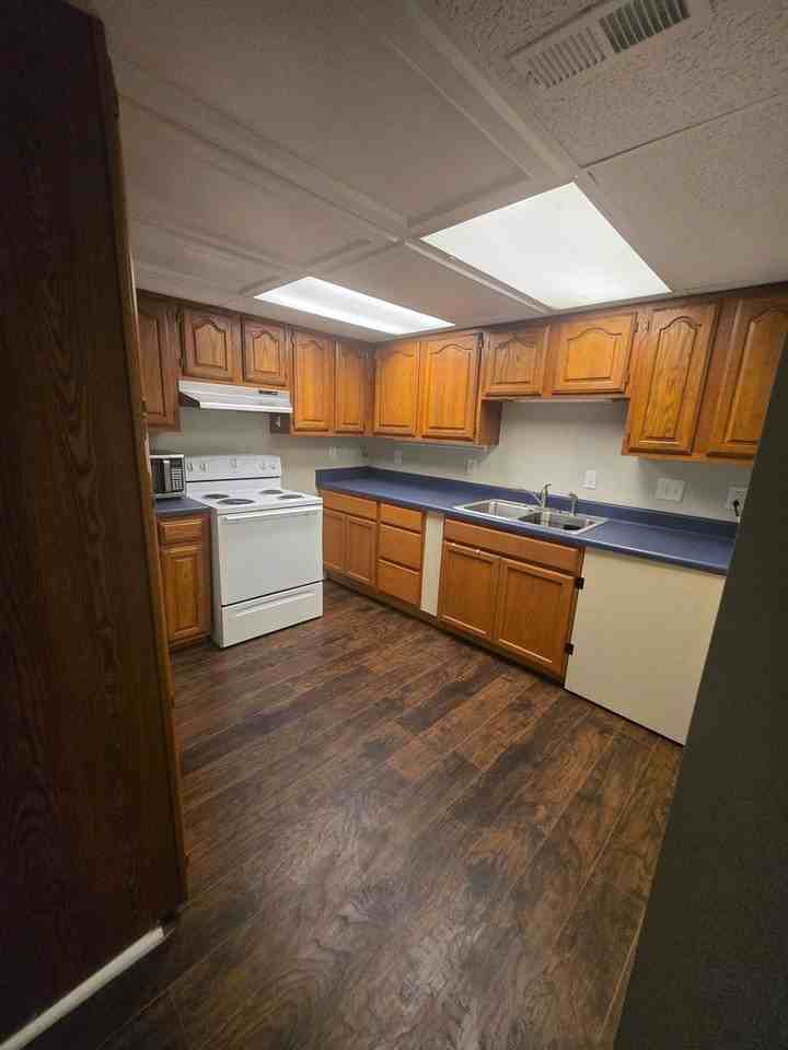 1569 Colony Park Dr #46 - Photo 2 of 46