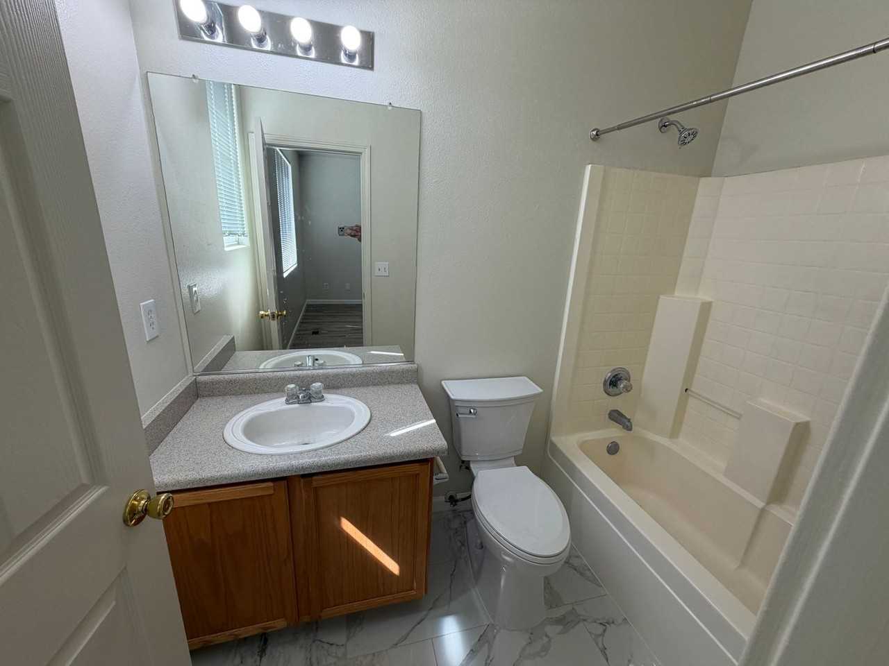 5910 Sapphire Ridge Ct - Photo 7 of 11