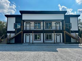 411 Hillcrest Dr - Photo 1 of 1