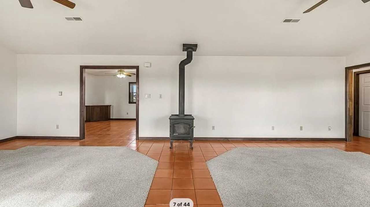165 N 900 W - Photo 5 of 21