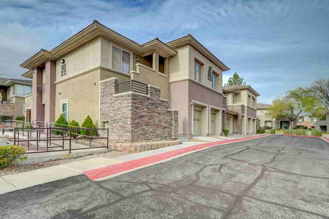 673 Peachy Canyon Cir - Photo 5 of 34