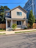 featured image of 570 Ne 55th Ave