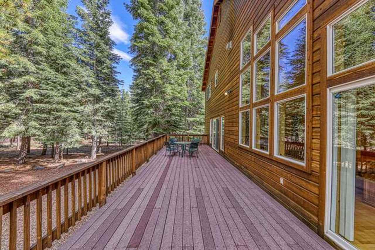 11400 Thelin Dr - Photo 5 of 39