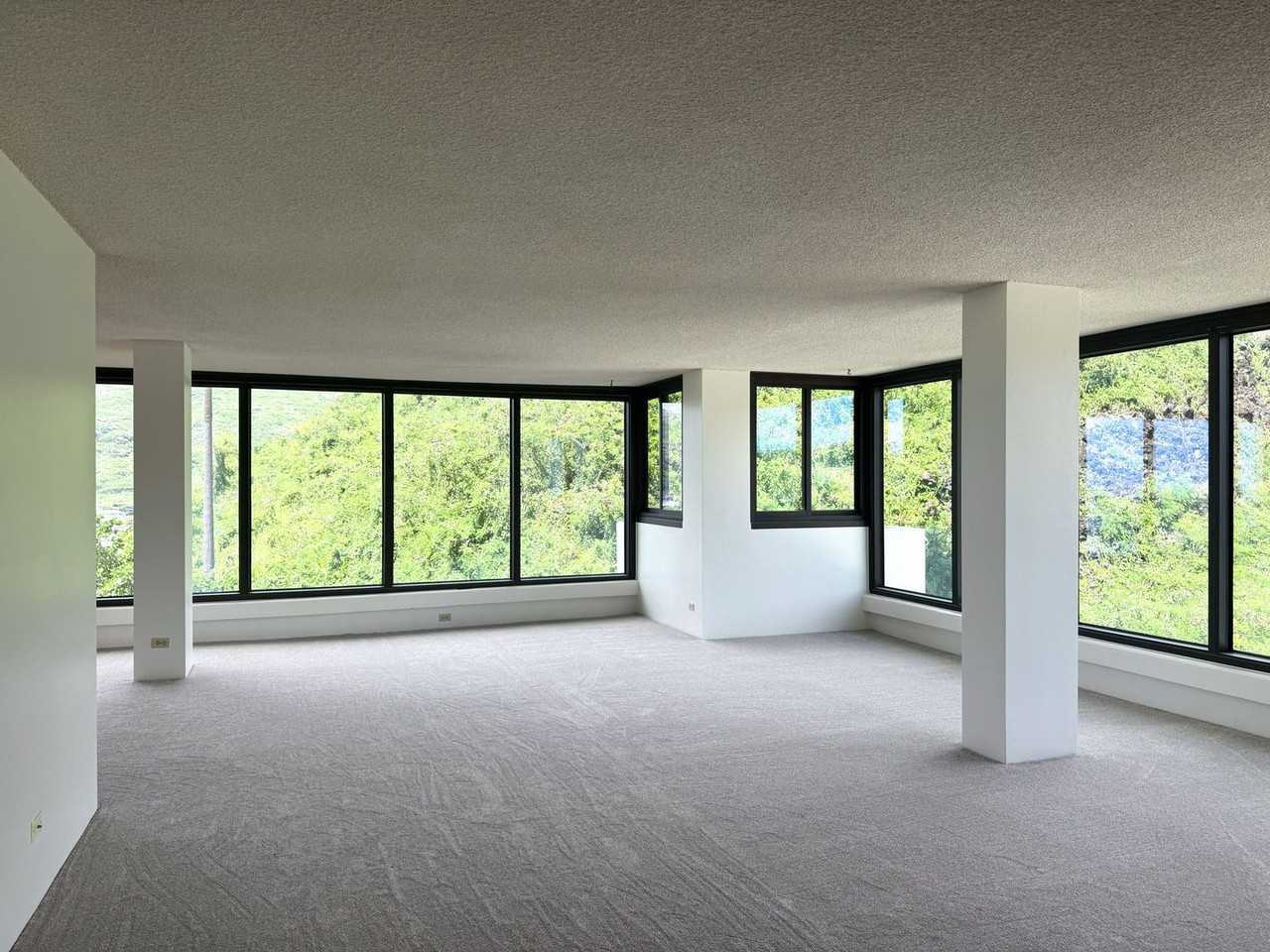250 Kawaihae St #6E