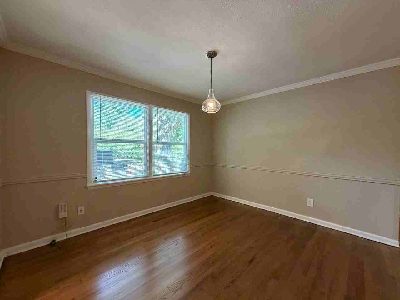 4816 Melita Ave - Photo 4 of 17