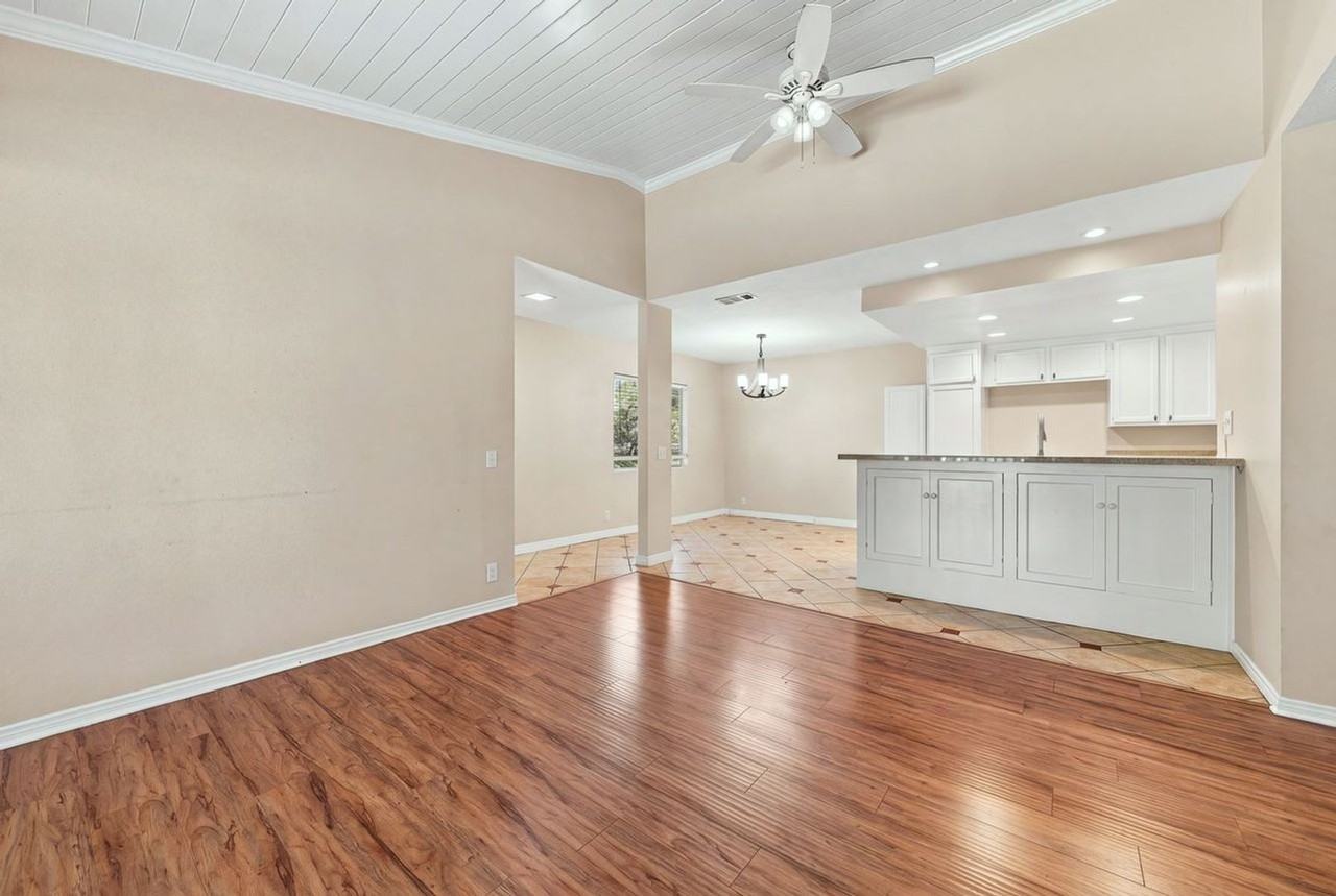 5706 Old Village Rd - Photo 3 of 15