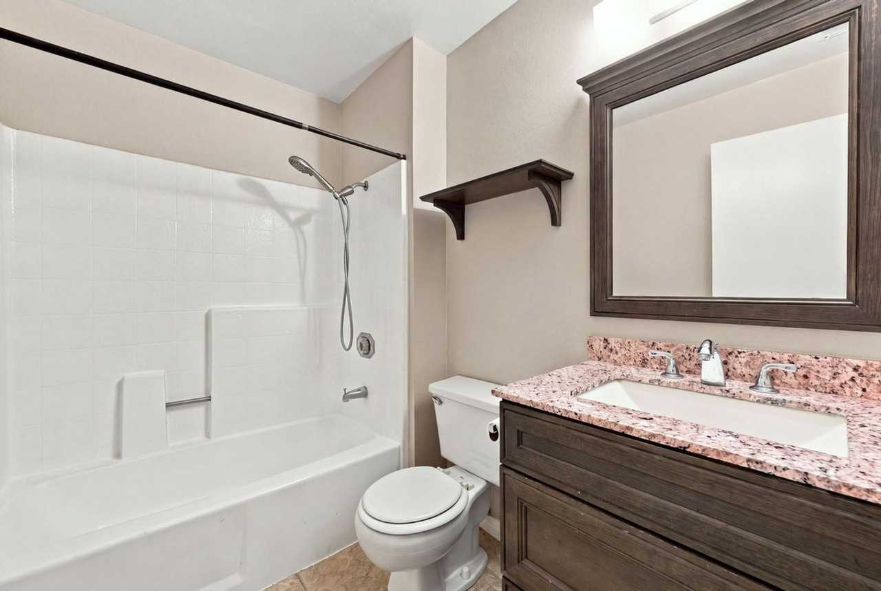 5706 Old Village Rd - Photo 7 of 15