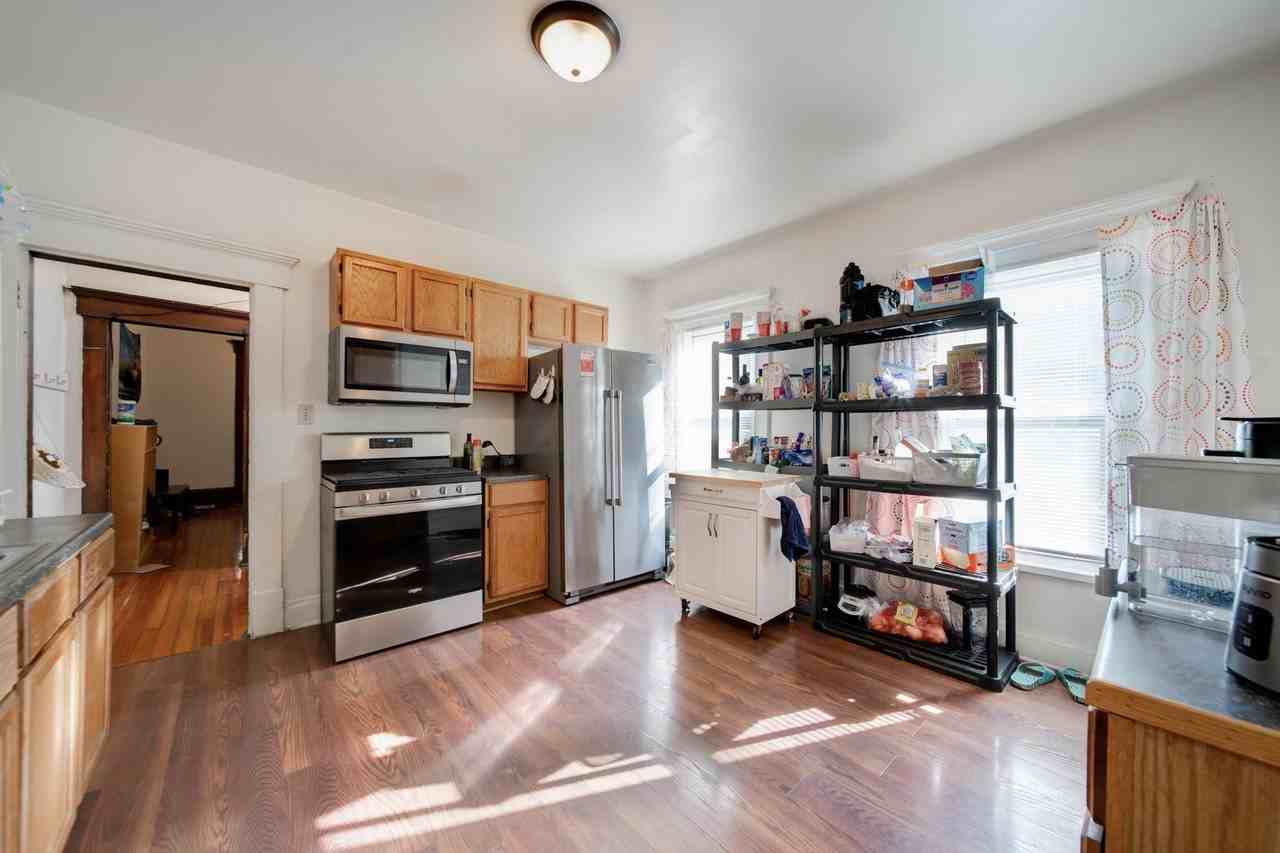 71 E Maynard Ave - Photo 6 of 25