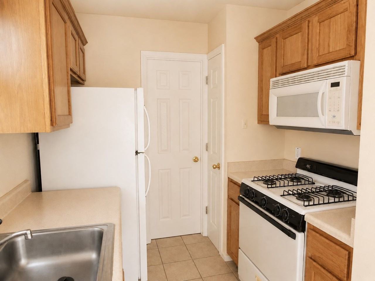 5212B Guadalupe St - Photo 6 of 9