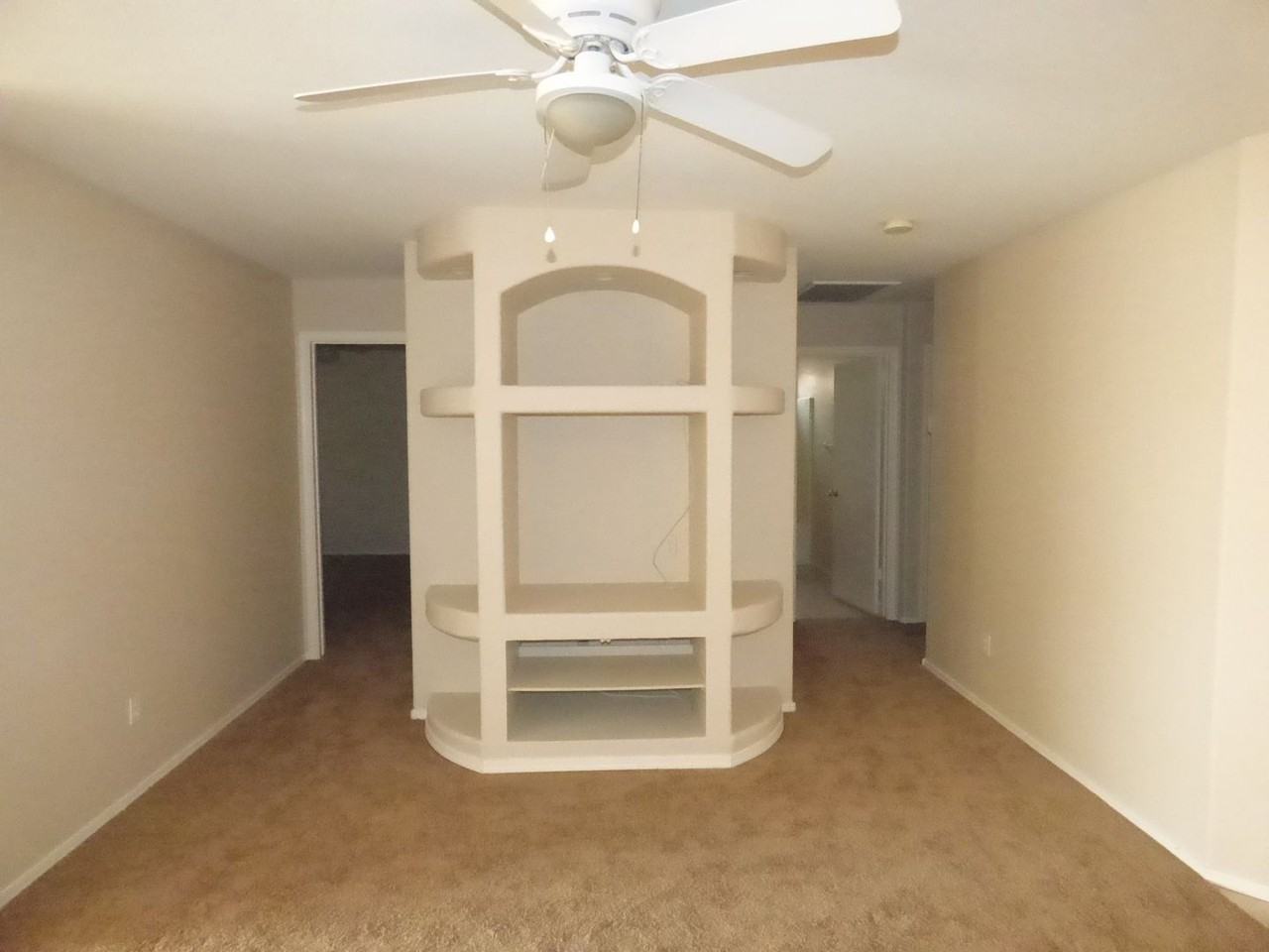 10454 W Pasadena Ave - Photo 5 of 14