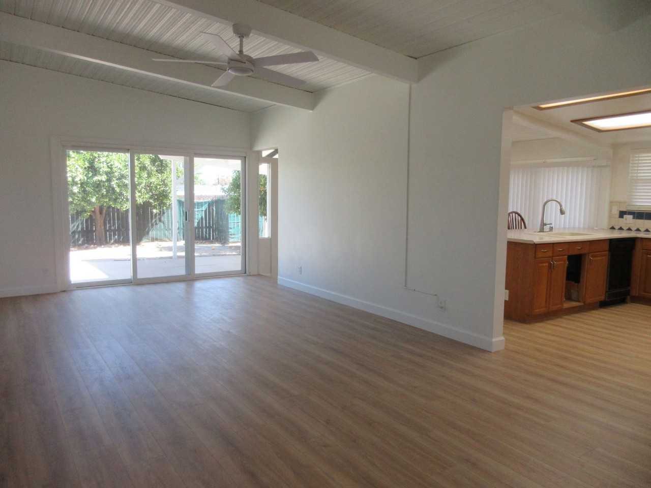 10818 Paso Robles Ave - Photo 5 of 29